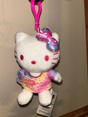 Sanrio Hello Kitty 50th Anniversary ABC Store Las Vegas Exclusive Keychain 5”
